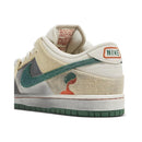 Nike Jarritos x Dunk Low SB Special Box Friends & Family